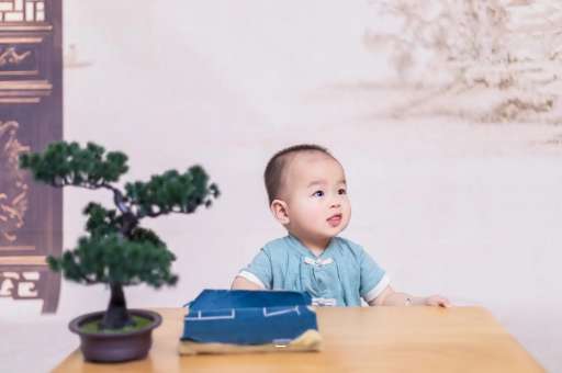 池州三个月宝宝抬头不稳